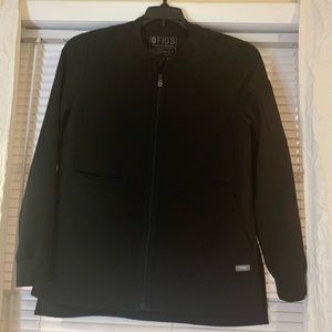 FIGS Bellery jacket